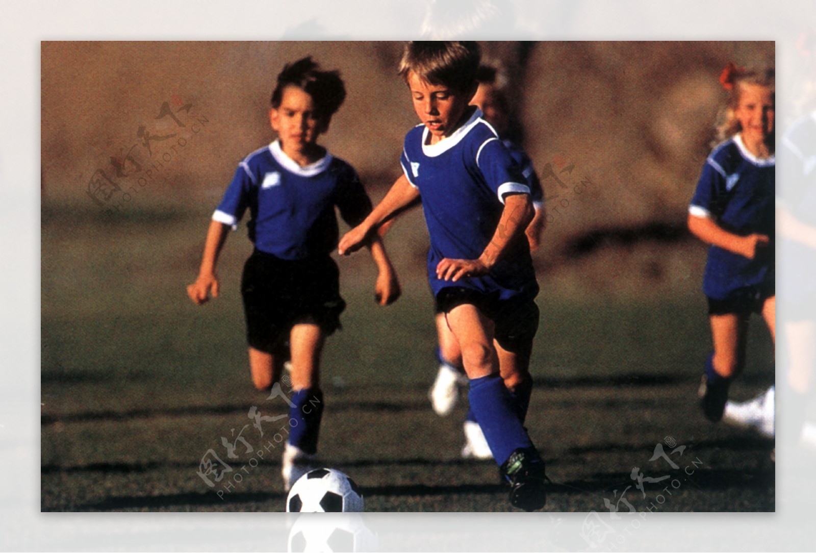 其中队员的 其中队员的